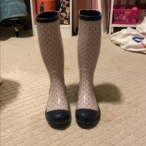 rain boots